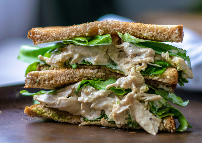 “She Got Political”: Woman Refuses To Share Her Chicken Sandwich With Her Cat, Wonders If She’s The Jerk