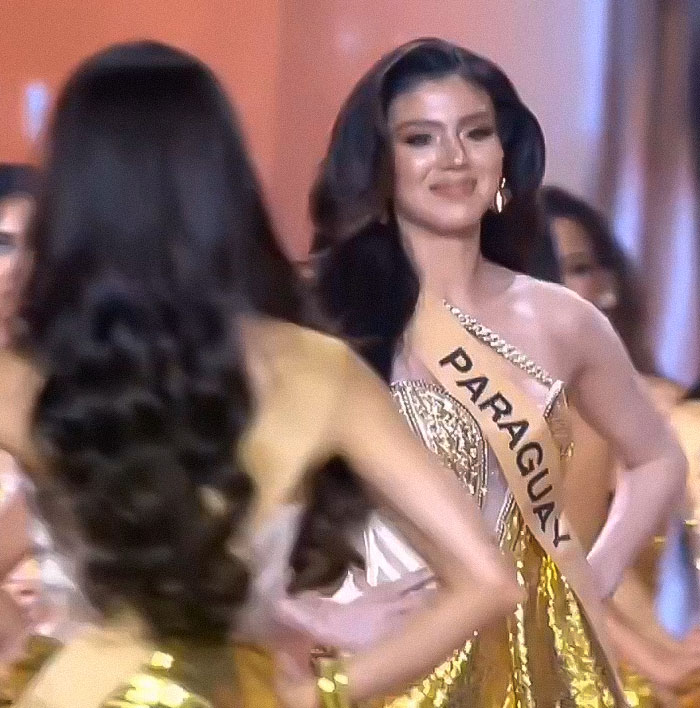 “I Beg Your Pardon”: Miss Panama&#8217;s Painfully Awkward Onstage Fail Leaves Viewers Mortified