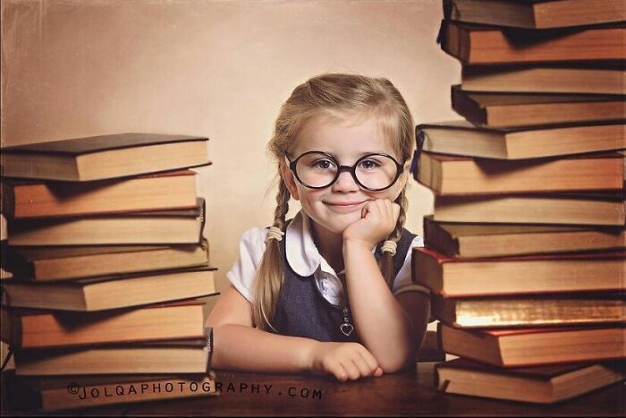 33 Beautiful Photos Of Childhood Around The World, Shared By The ‘Photocrowd’ Instagram Account