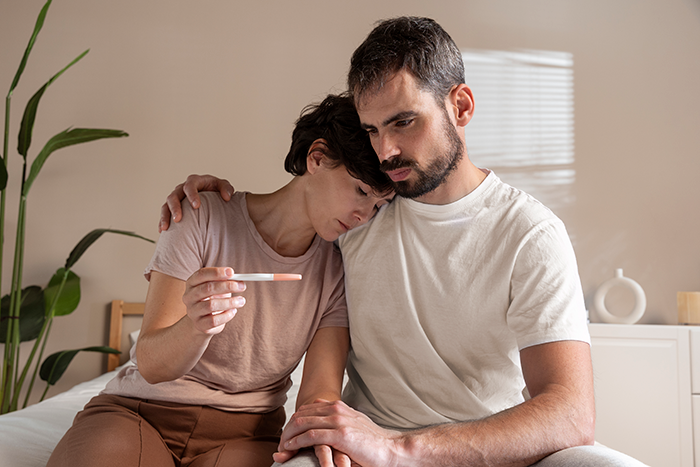 Woman Catches Confusing Feelings For Her Surrogate, Thinks She’s Losing Her Mind