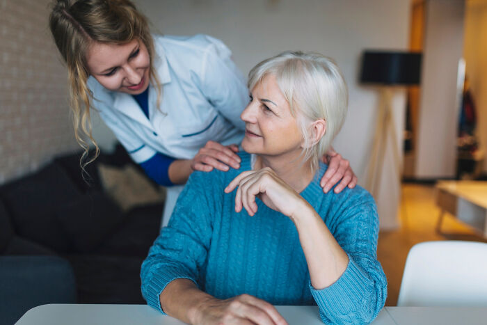 “She Stopped Being Racist”: 30 Unexpectedly Funny Stories From Loved Ones Of People With Dementia