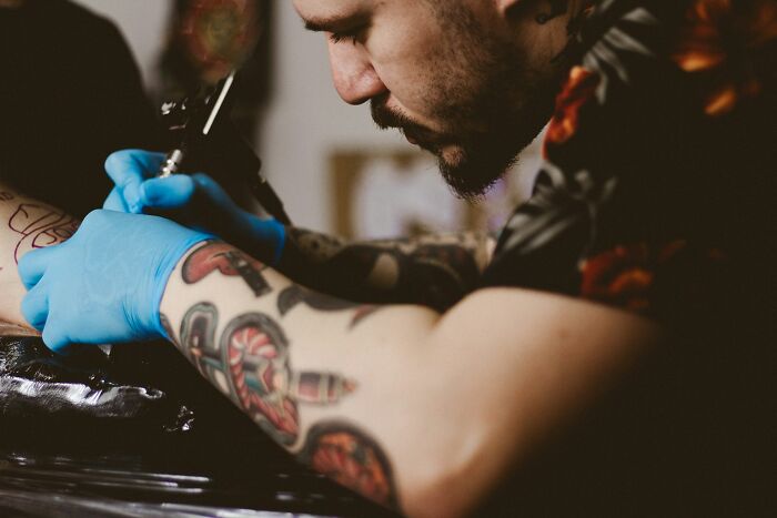 39 Times Tattoo Artists Messed Up, And All They Could Say Was “Oh No” 39 Times Tattoo Artists Messed Up, And All They Could Say Was “Oh No”