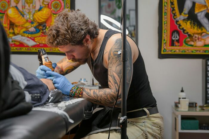 39 Times Tattoo Artists Messed Up, And All They Could Say Was “Oh No” 39 Times Tattoo Artists Messed Up, And All They Could Say Was “Oh No”