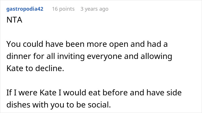 Woman Invites Only Some Members Of Friend Group For Dinner, Finds Out She Can’t Do That Woman Invites Only Some Members Of Friend Group For Dinner, Finds Out She Can’t Do That