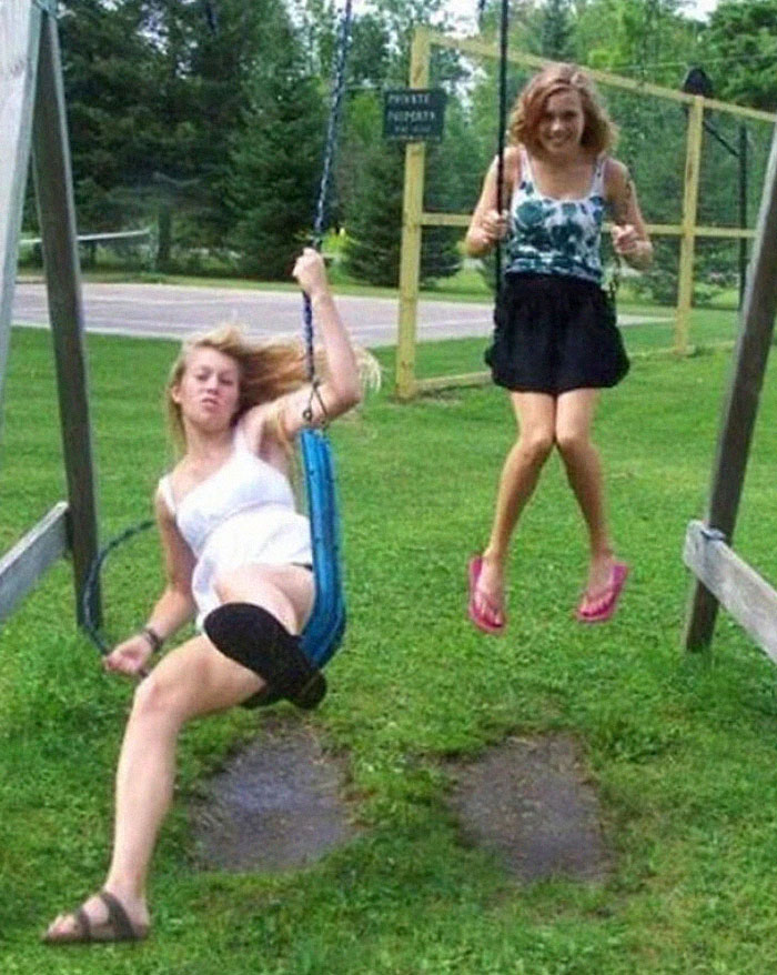 56 Hilarious Photos People Managed To Take Before Disaster Struck 56 Hilarious Photos People Managed To Take Before Disaster Struck