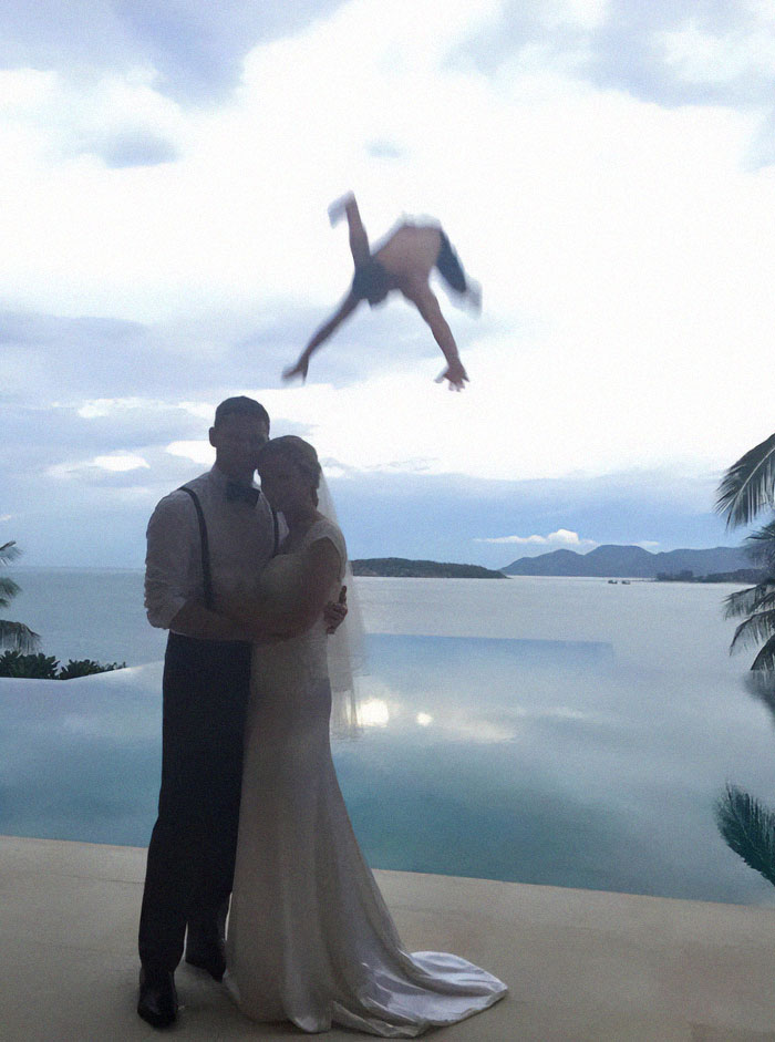 56 Hilarious Photos People Managed To Take Before Disaster Struck 56 Hilarious Photos People Managed To Take Before Disaster Struck