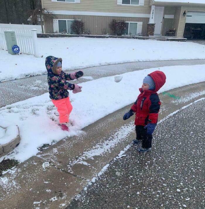 56 Hilarious Photos People Managed To Take Before Disaster Struck 56 Hilarious Photos People Managed To Take Before Disaster Struck