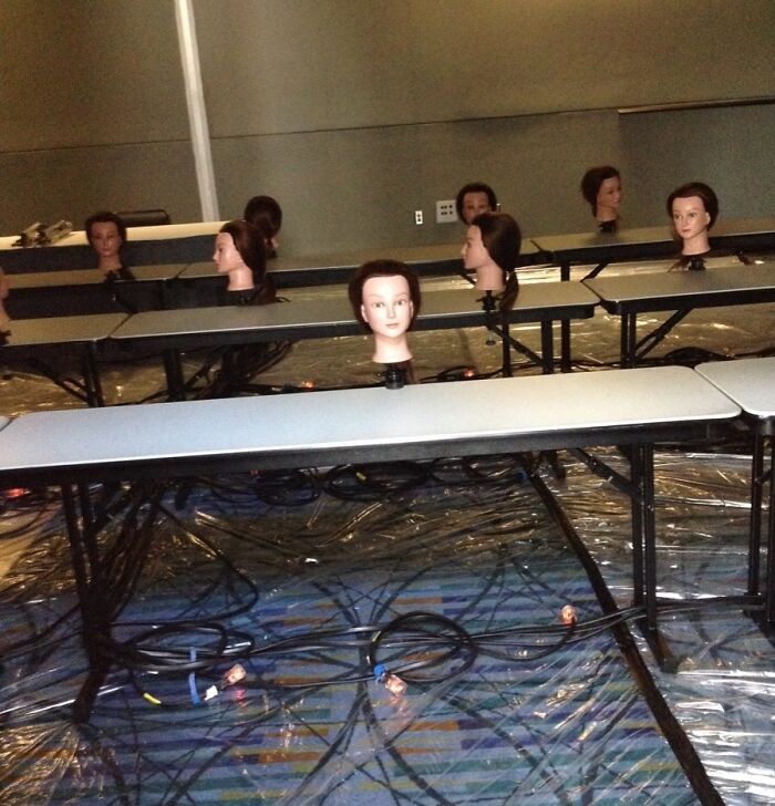 96 Jobs That Should Pay More Based On These Creepy And Unsettling Photos That Workers Took (New Pics) 96 Jobs That Should Pay More Based On These Creepy And Unsettling Photos That Workers Took (New Pics)