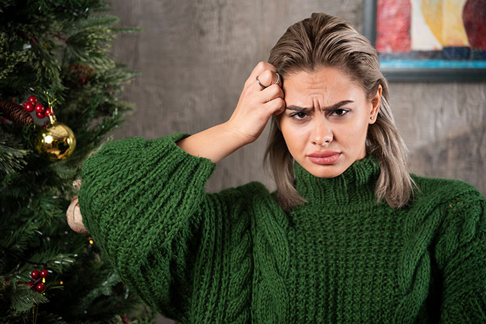 Man Gets Revenge On Sister For Years Of “Nephew” Gifts By Giving Her A Portrait Of His Dog Man Gets Revenge On Sister For Years Of “Nephew” Gifts By Giving Her A Portrait Of His Dog