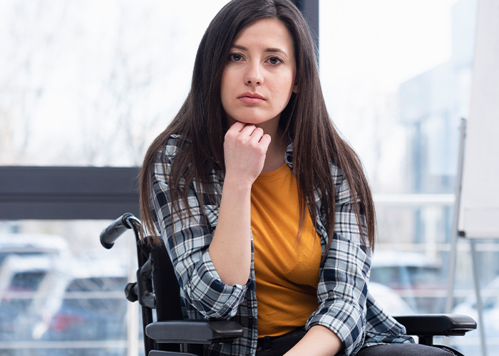 Woman Assumes Paralyzed Sister Can Babysit Her Kids Whenever, Gets A Reality Check Woman Assumes Paralyzed Sister Can Babysit Her Kids Whenever, Gets A Reality Check