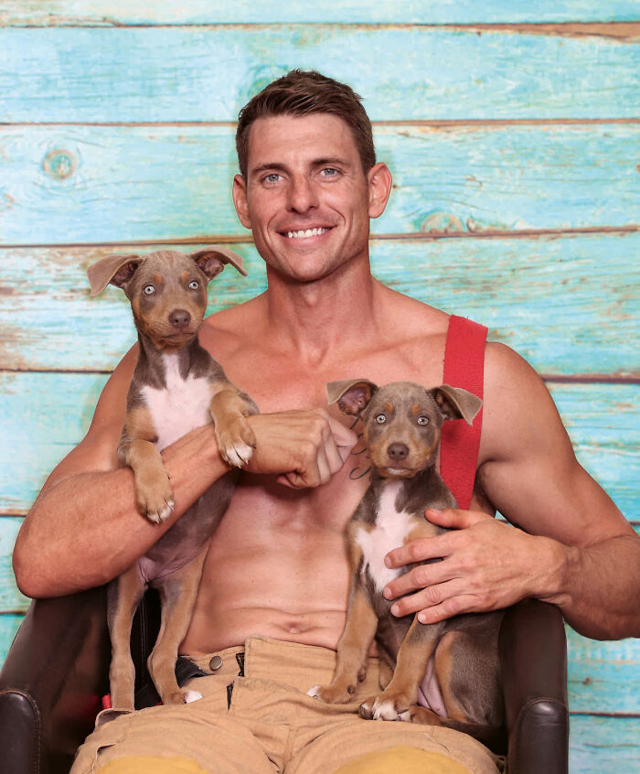 These 50 Photos Of Australian Firefighters With Dogs Are The Perfect Mix Of Cute And Heroic These 50 Photos Of Australian Firefighters With Dogs Are The Perfect Mix Of Cute And Heroic