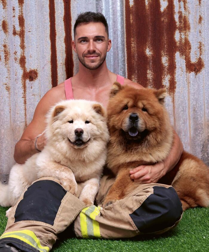 These 50 Photos Of Australian Firefighters With Dogs Are The Perfect Mix Of Cute And Heroic These 50 Photos Of Australian Firefighters With Dogs Are The Perfect Mix Of Cute And Heroic