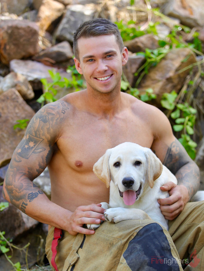 These 50 Photos Of Australian Firefighters With Dogs Are The Perfect Mix Of Cute And Heroic These 50 Photos Of Australian Firefighters With Dogs Are The Perfect Mix Of Cute And Heroic