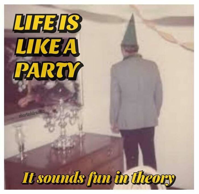 80 Chaotic Images Where “Things Only Get Weirder” The Longer You Look (New Pics) 80 Chaotic Images Where “Things Only Get Weirder” The Longer You Look (New Pics)