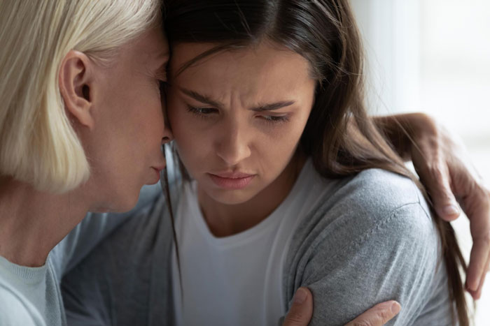 Mom’s World Is Rocked After Her Adult Children Reveal She’s Always Unfairly Blamed One Sibling Mom’s World Is Rocked After Her Adult Children Reveal She’s Always Unfairly Blamed One Sibling
