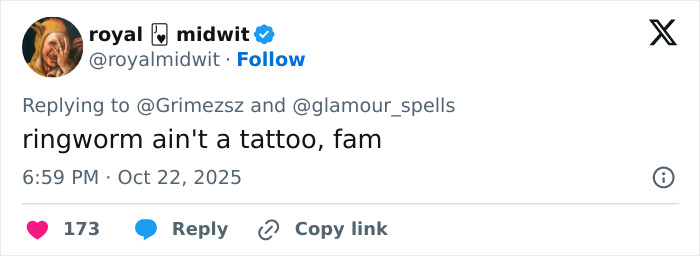 “Ringworm”: Elon Musk’s Ex Grimes Stuns Fans With “Insane” Face Tattoo “Ringworm”: Elon Musk’s Ex Grimes Stuns Fans With “Insane” Face Tattoo