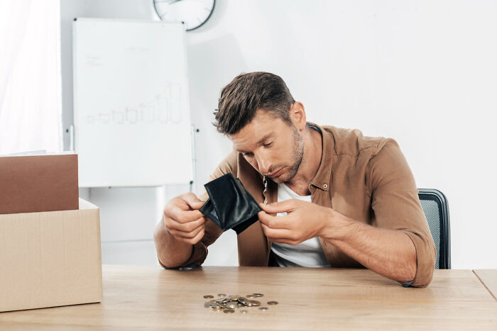 “I Feel So Deceived”: Guy Has 21K Debt, Wife Livid As Her Salary Raise Will Go To Clearing It “I Feel So Deceived”: Guy Has 21K Debt, Wife Livid As Her Salary Raise Will Go To Clearing It