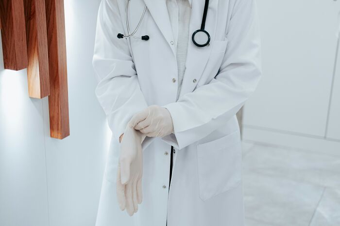 53 Doctors Reveal The Most Dangerous Mistakes They’ve Ever Had To Fix 53 Doctors Reveal The Most Dangerous Mistakes They’ve Ever Had To Fix