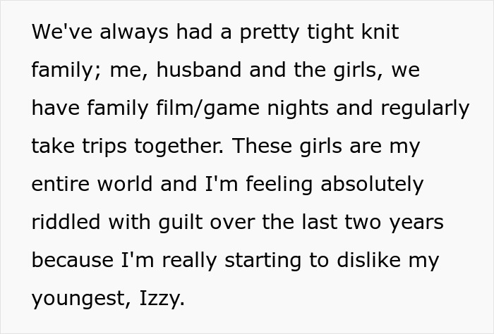 Mom Confesses To Disliking Her “Free The Nipple” Activist Daughter, Netizens Come To The Rescue Mom Confesses To Disliking Her “Free The Nipple” Activist Daughter, Netizens Come To The Rescue