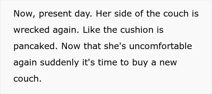 Woman Refuses To Pay Half Price For New Couch As Heavier Roommate Wore Out The Old One More Woman Refuses To Pay Half Price For New Couch As Heavier Roommate Wore Out The Old One More
