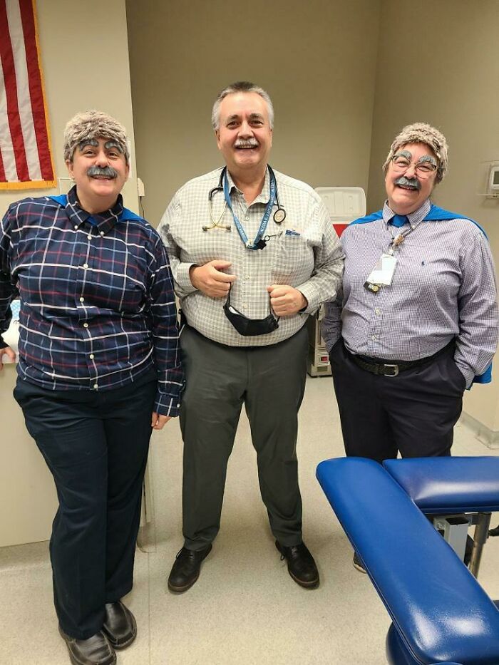 63 Hilarious And Wholesome Things Doctors Did To Put Their Patients At Ease (New Pics) 63 Hilarious And Wholesome Things Doctors Did To Put Their Patients At Ease (New Pics)