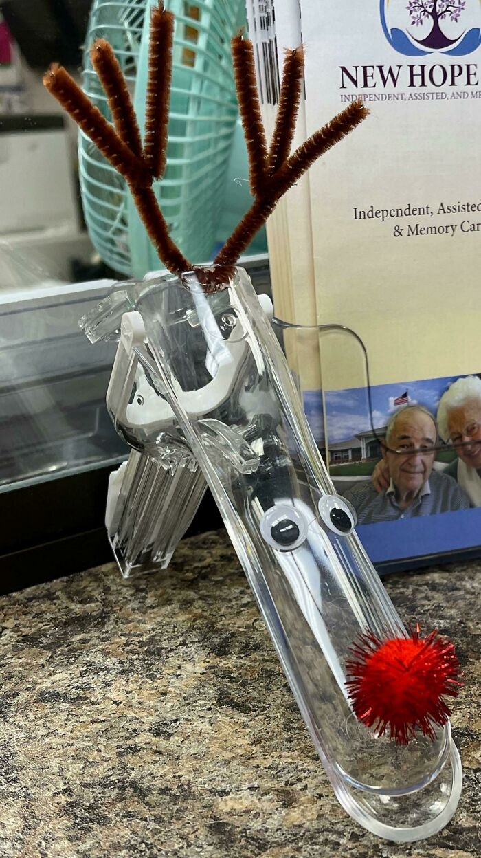 63 Hilarious And Wholesome Things Doctors Did To Put Their Patients At Ease (New Pics) 63 Hilarious And Wholesome Things Doctors Did To Put Their Patients At Ease (New Pics)
