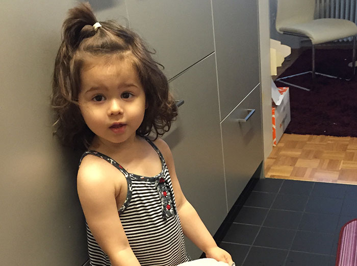 “I Should Have Been Paid More”: 69 Babysitters Share Their Weirdest And Most Awkward Moments “I Should Have Been Paid More”: 69 Babysitters Share Their Weirdest And Most Awkward Moments