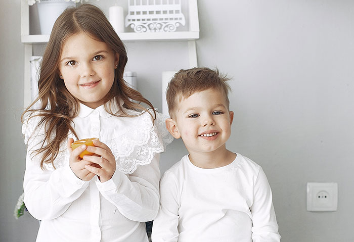 “I Should Have Been Paid More”: 69 Babysitters Share Their Weirdest And Most Awkward Moments “I Should Have Been Paid More”: 69 Babysitters Share Their Weirdest And Most Awkward Moments