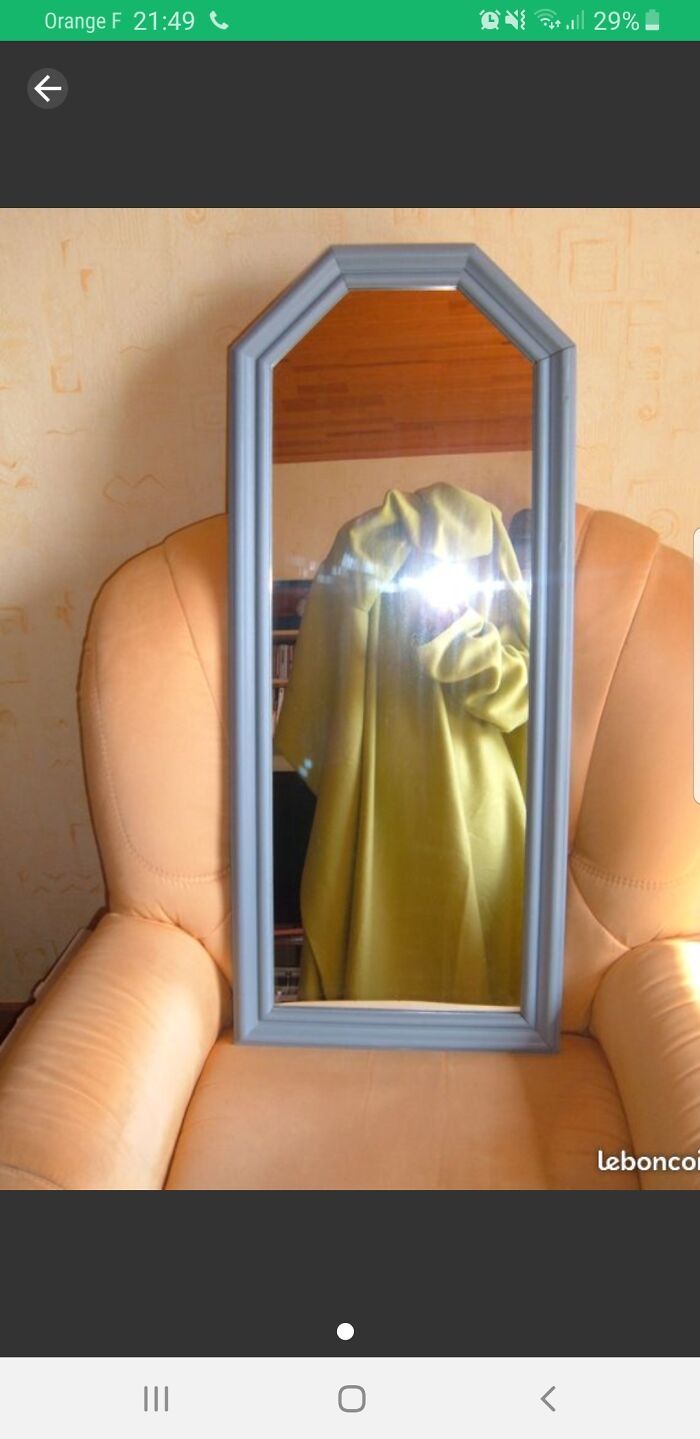 82 Hilarious Times People Tried To Sell A Mirror, But It Was Really The Reflection That Sold It (New Pics) 82 Hilarious Times People Tried To Sell A Mirror, But It Was Really The Reflection That Sold It (New Pics)