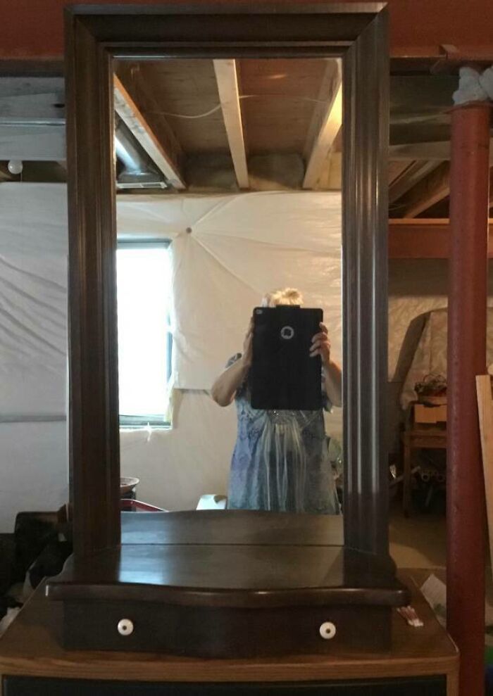 82 Hilarious Times People Tried To Sell A Mirror, But It Was Really The Reflection That Sold It (New Pics) 82 Hilarious Times People Tried To Sell A Mirror, But It Was Really The Reflection That Sold It (New Pics)