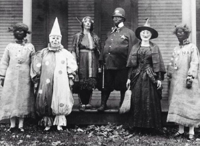 50 Halloween Costumes From The Past That Are Equal Parts Terrifying And Impressive 50 Halloween Costumes From The Past That Are Equal Parts Terrifying And Impressive