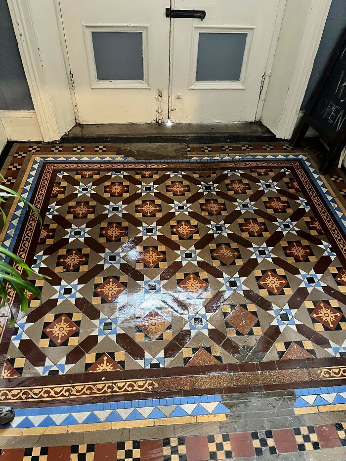 50 Photos Of Cool Things People Have Found Buried, Hidden, And Forgotten In Old Houses 50 Photos Of Cool Things People Have Found Buried, Hidden, And Forgotten In Old Houses