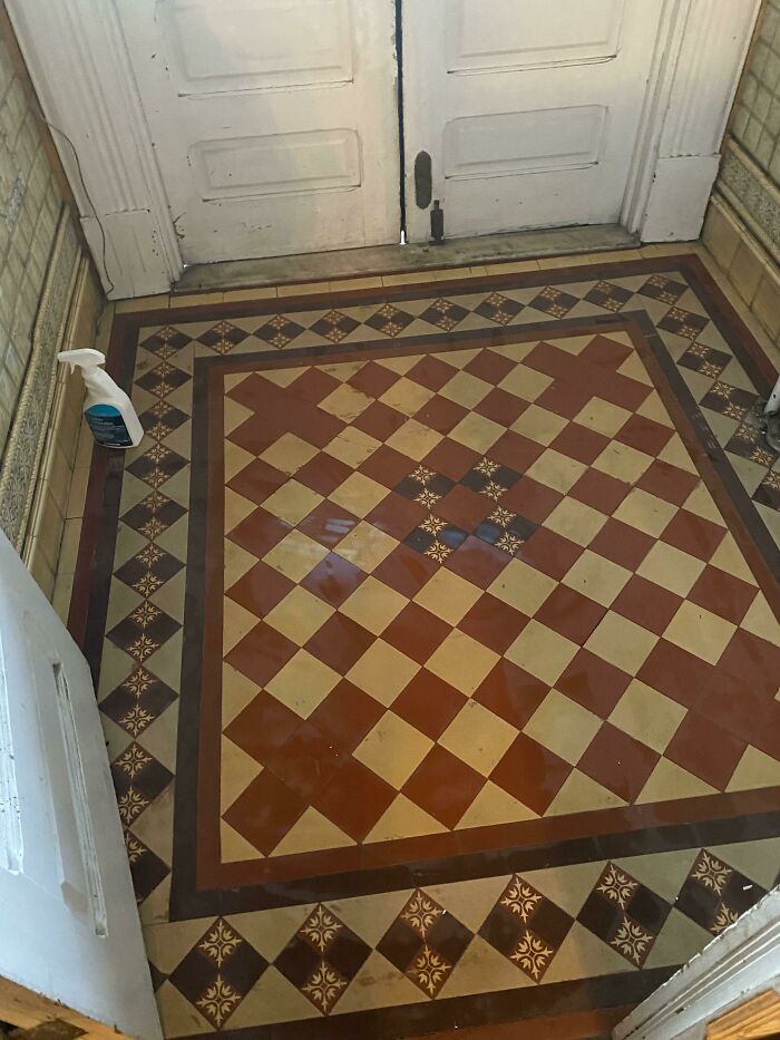 50 Photos Of Cool Things People Have Found Buried, Hidden, And Forgotten In Old Houses 50 Photos Of Cool Things People Have Found Buried, Hidden, And Forgotten In Old Houses