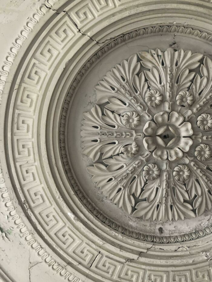 50 Photos Of Cool Things People Have Found Buried, Hidden, And Forgotten In Old Houses 50 Photos Of Cool Things People Have Found Buried, Hidden, And Forgotten In Old Houses