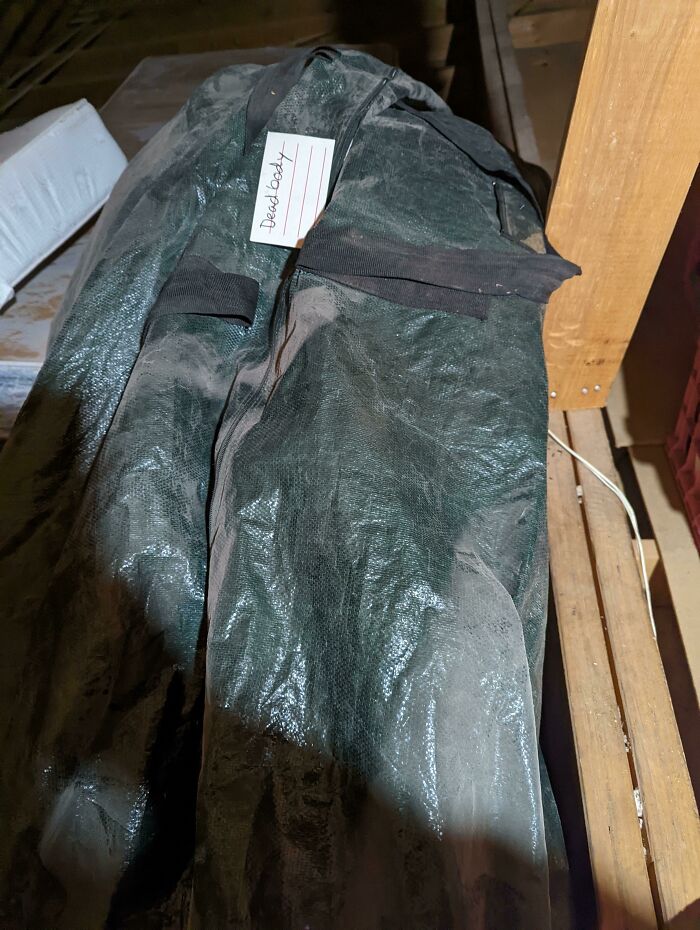 50 Photos Of Cool Things People Have Found Buried, Hidden, And Forgotten In Old Houses 50 Photos Of Cool Things People Have Found Buried, Hidden, And Forgotten In Old Houses