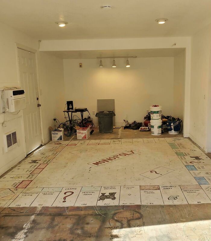 50 Photos Of Cool Things People Have Found Buried, Hidden, And Forgotten In Old Houses 50 Photos Of Cool Things People Have Found Buried, Hidden, And Forgotten In Old Houses