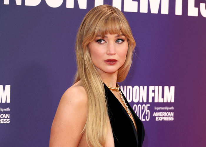 Jennifer Lawrence Breaks Silence On Plastic Surgery Plans After Viral Video Shocked Fans Jennifer Lawrence Breaks Silence On Plastic Surgery Plans After Viral Video Shocked Fans