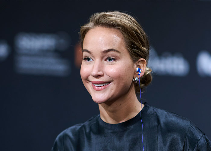 Jennifer Lawrence Breaks Silence On Plastic Surgery Plans After Viral Video Shocked Fans Jennifer Lawrence Breaks Silence On Plastic Surgery Plans After Viral Video Shocked Fans