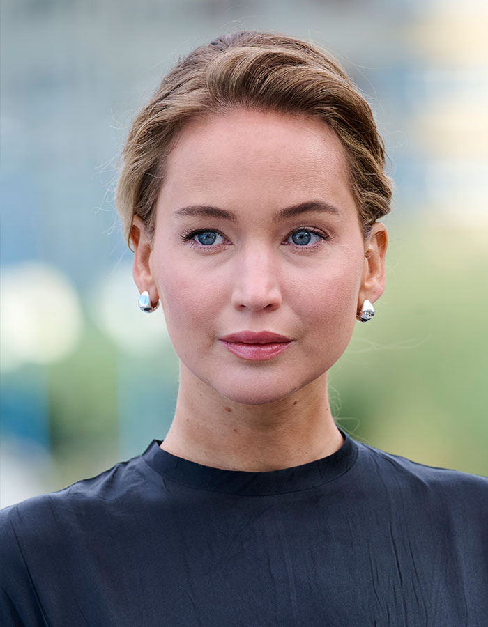 Jennifer Lawrence Breaks Silence On Plastic Surgery Plans After Viral Video Shocked Fans Jennifer Lawrence Breaks Silence On Plastic Surgery Plans After Viral Video Shocked Fans