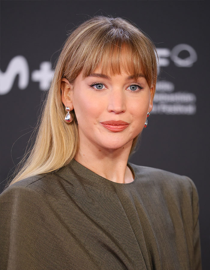 Jennifer Lawrence Breaks Silence On Plastic Surgery Plans After Viral Video Shocked Fans Jennifer Lawrence Breaks Silence On Plastic Surgery Plans After Viral Video Shocked Fans