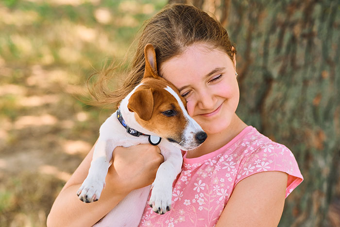 Woman Adopts Dog, Horrified After Being Harassed By Previous Owners For Name, Food And Vet Change Woman Adopts Dog, Horrified After Being Harassed By Previous Owners For Name, Food And Vet Change
