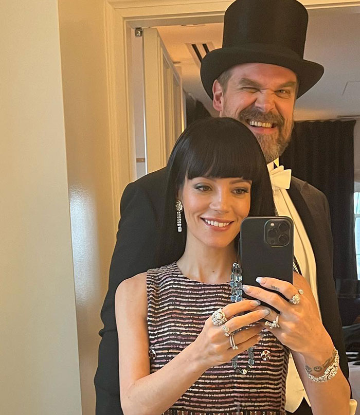 “She’s No Angel”: David Harbour’s Friend Claps Back At Lily Allen’s “Vile” Accusations “She’s No Angel”: David Harbour’s Friend Claps Back At Lily Allen’s “Vile” Accusations