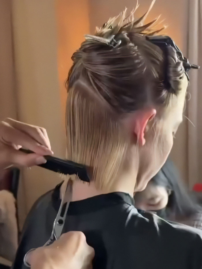 “Are The Face Fillers Next?”: Fans Claim Sydney Sweeney Is Entering Her “MAGA” Era With New Look