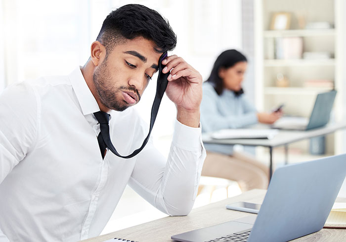 “Let’s Not Be Hasty”: Boss Calls Employee “Replaceable,” Learns How Expensive That Mistake Can Be “Let’s Not Be Hasty”: Boss Calls Employee “Replaceable,” Learns How Expensive That Mistake Can Be