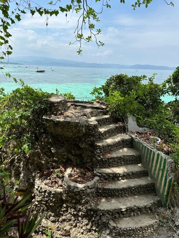 In Honor Of Spooky Season And My Questionable Travel Choices, I Went Solo To 3 Ghostly Resort Towns In Honor Of Spooky Season And My Questionable Travel Choices, I Went Solo To 3 Ghostly Resort Towns