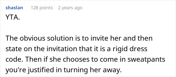 “She Would Ruin The Aesthetic”: Woman Defends Excluding Friend From Extravagant Ball, Gets A Reality Check “She Would Ruin The Aesthetic”: Woman Defends Excluding Friend From Extravagant Ball, Gets A Reality Check