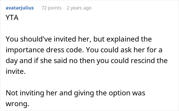 “She Would Ruin The Aesthetic”: Woman Defends Excluding Friend From Extravagant Ball, Gets A Reality Check “She Would Ruin The Aesthetic”: Woman Defends Excluding Friend From Extravagant Ball, Gets A Reality Check