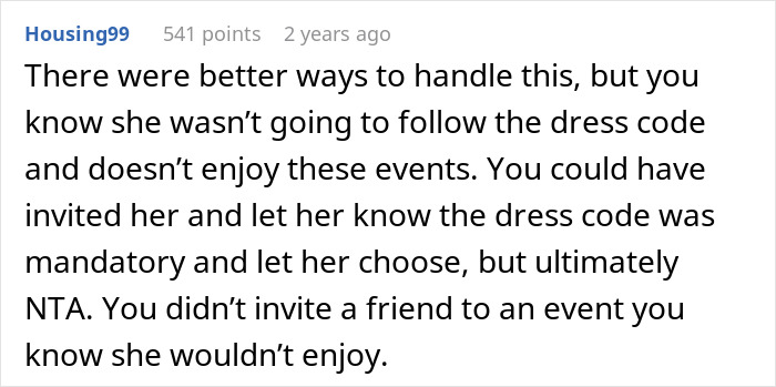 “She Would Ruin The Aesthetic”: Woman Defends Excluding Friend From Extravagant Ball, Gets A Reality Check “She Would Ruin The Aesthetic”: Woman Defends Excluding Friend From Extravagant Ball, Gets A Reality Check