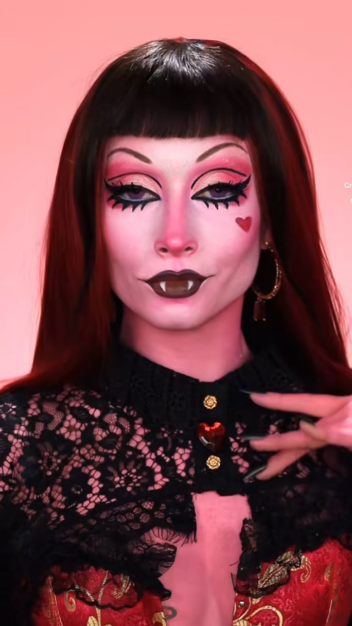 Creator Creative Cliche Does Some Amazing Halloween Makeup And Here Are 128 Of Her Best Works Creator Creative Cliche Does Some Amazing Halloween Makeup And Here Are 128 Of Her Best Works