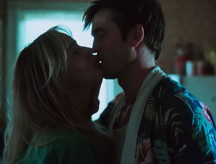 “She Married A Rich Art Dealer”: Jennifer Lawrence Claims She Was “Rejected” For Her Personality “She Married A Rich Art Dealer”: Jennifer Lawrence Claims She Was “Rejected” For Her Personality